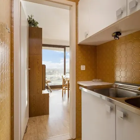 Neptunus 5e4* Apartamento